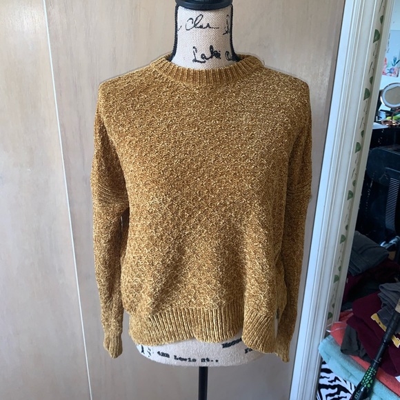 Sweaters - 🎉HP🎉 light brown sweater